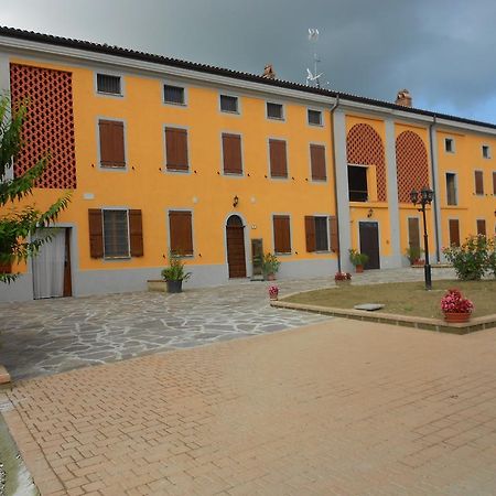 Agriturismo Monrabbioso Daire Cereseto Dış mekan fotoğraf