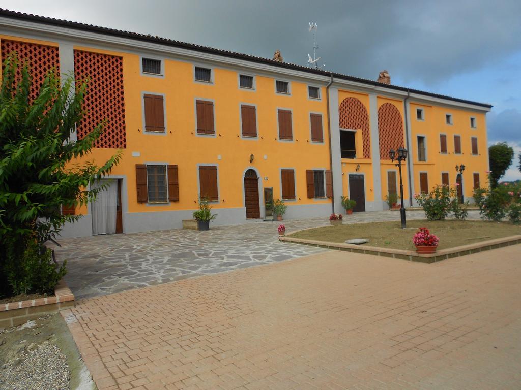 Agriturismo Monrabbioso Daire Cereseto Dış mekan fotoğraf